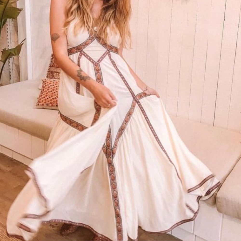 Tigerlily Aymara Maxi Dress Size 4